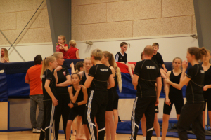 Opvisning Elbæk 2016 Springteam 5-10 klasse.